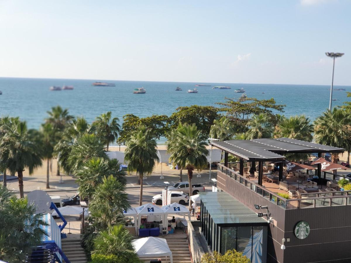 The Chezz By Patsamon Apartment Pattaya Exterior photo